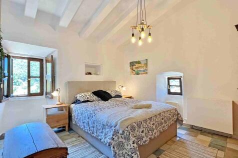 10-s&#39;arraco-Authentische Mallorca-Finca auf 8000 m2 Grundstueck-kaufen-schlfzimmer