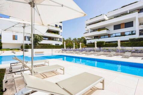 14-nova santa ponsa-Minimalistisches Appartement-kaufen-swimmingpool