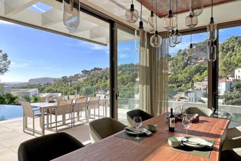 08-can borras-Villa in Bestlage mit Meerblick-Dachterrasse-kaufen-lampen