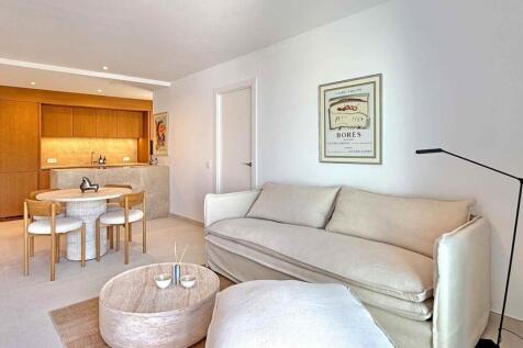 08-port andratx-Kernsaniertes Appartement mit Hafenblickterrasse-kaufen-wohnbereich