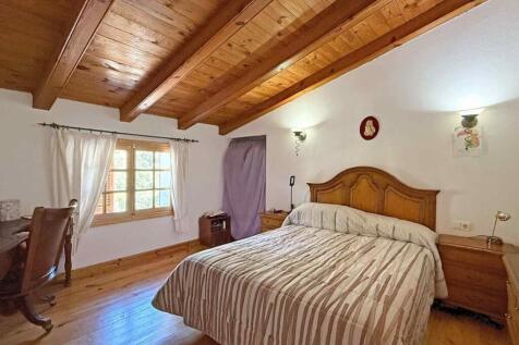 07-andratx-Charmantes Dorfhaus mit mediterranem Gartenparadies und traumhaftem Bergblick-kaufen-bett