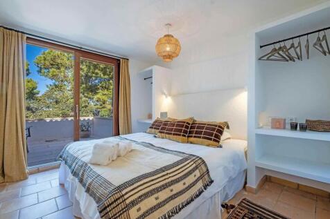 18-la mola-Mediterrane Villa im Fincastil mit spektakulaerem Meerblick und Vermietungslizenz-kaufen-schlafzimmer