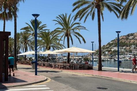 14-Habour-Penthouse-with-roof-top-terrace-kaufen-straße