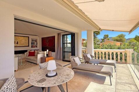 07-port andratx-Modernes Haus im skandinavischen Stil ¿ perfekte Suedlage am Club de Vela-kaufen-sonnenliegen