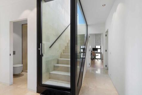 16-paguera-Exklusives Neubau-Penthouse mit Blick ueber die Malgrat Inseln-kaufen-treppe