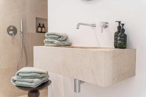 17-port andratx-Kernsanierte Design-Wohnung mit ganzjaehrigem Sonnengenuss-kaufen-waschbecken