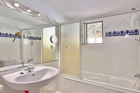 14-camp de mar-Penthouse mit endlosem Blick aufs Meer-kaufen-badezimmer