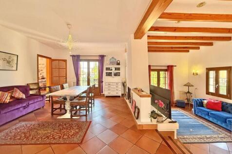 06-andratx-Mediterranes Stadthaus mit Grundstueck-kaufen-wohnzimmer