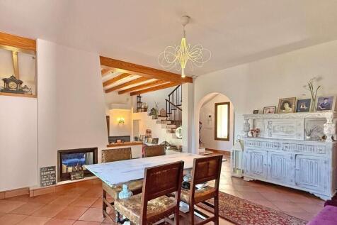 07-andratx-Mediterranes Stadthaus mit Grundstueck-kaufen-esstisch