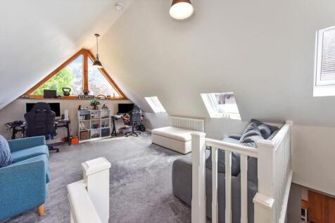 Playroom Over Garage 
