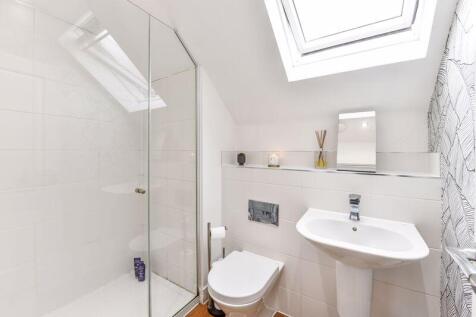 Bedroom One En-Suite