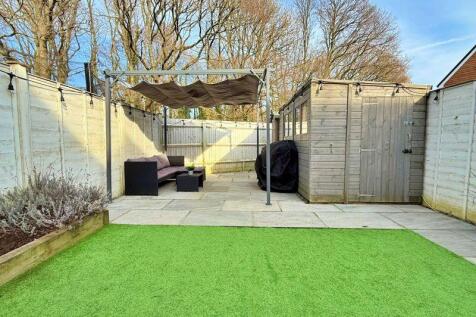 Rear Patio Area
