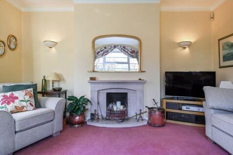 Lounge Fireplace