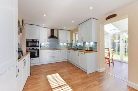 Re-fitted kitchen 