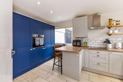 Re-fitted Kitchen