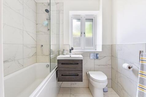 Ground Floor Bathroom 