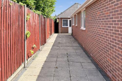 Side Access to Garage