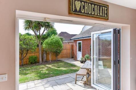 Kitchen Bi-Folds