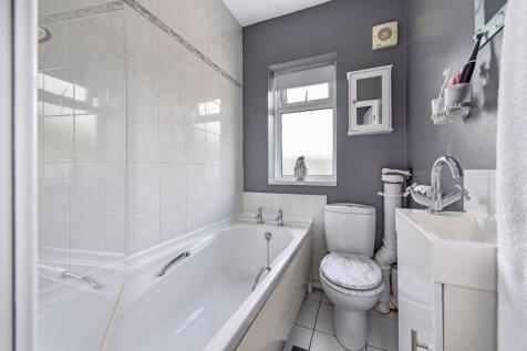 Annex Bathroom 