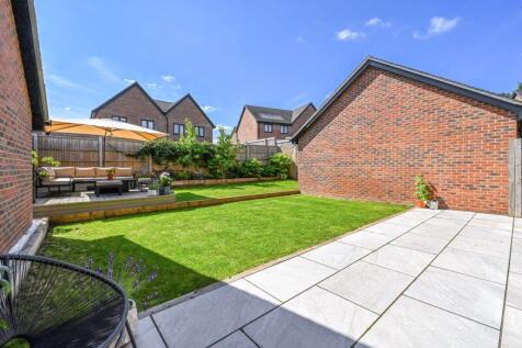 South Facing Rear Garden 