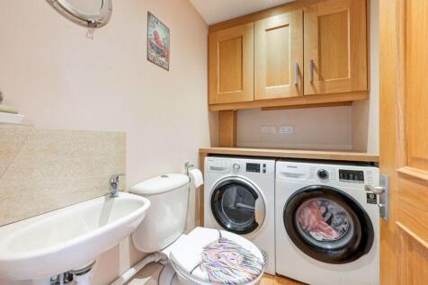 Cloakroom / Utility Room 