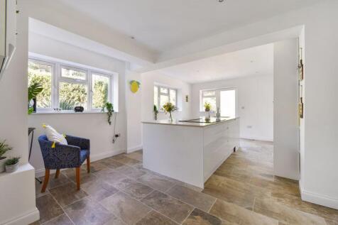 Kitchen fitted in 2024