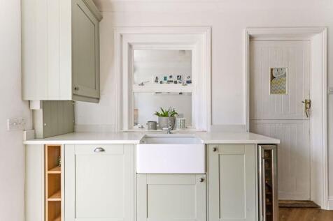 Butler Sink 