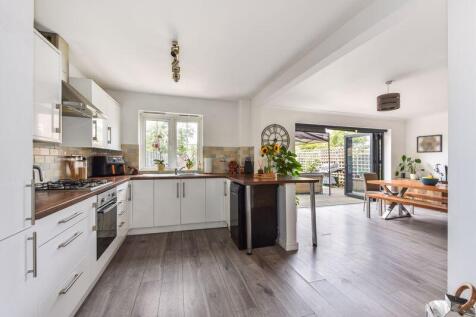 Kitchen/Dining Rom 