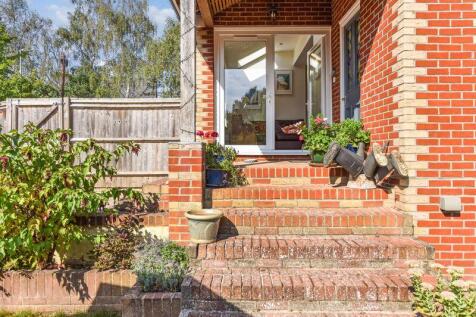 Rear Garden Patio/Steps