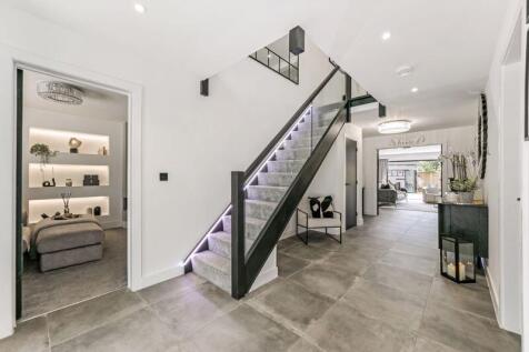Entance Hallway