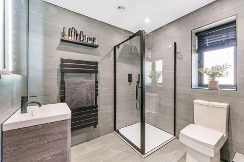 En-Suite to Bedroom Two