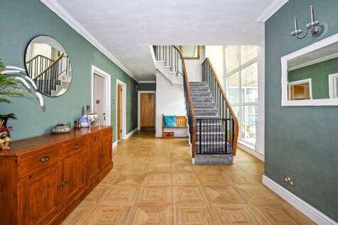 Inner Entrance Hallway