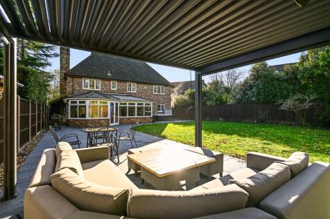 Rear Elevation/Seating Area