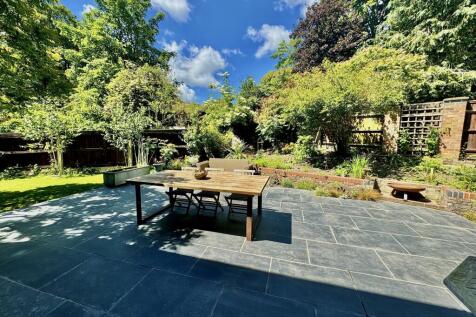 Garden Terrace