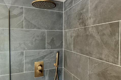 Ensuite Details