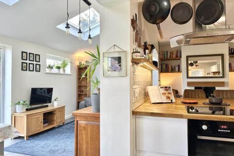 Kitchen/Living