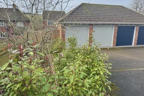 Double Garage &amp; Parking