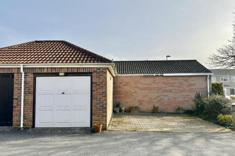 Garage/Parking