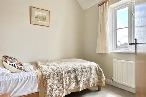 Bed 3