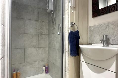 En-Suite Shower