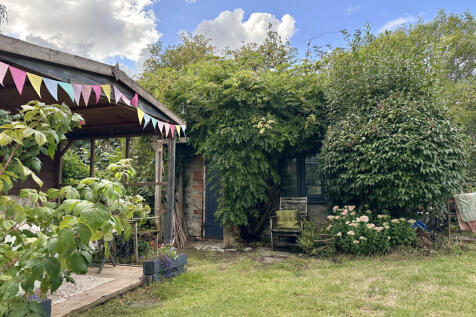 Outbuilding