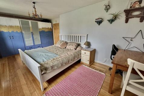 Bedroom with Ensuite