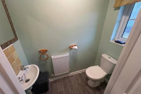 7 beckett toilet.jpeg