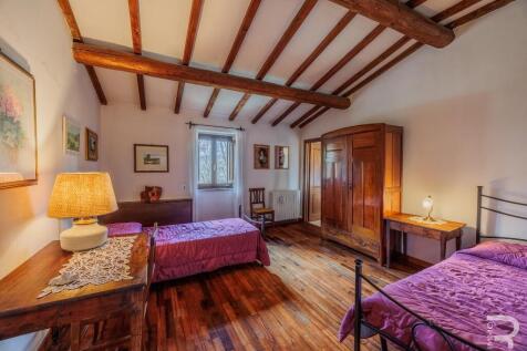Property Image 100