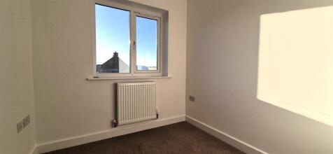 Bedroom 4.jpg