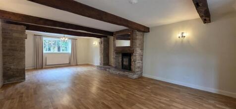 Living Room.jpg