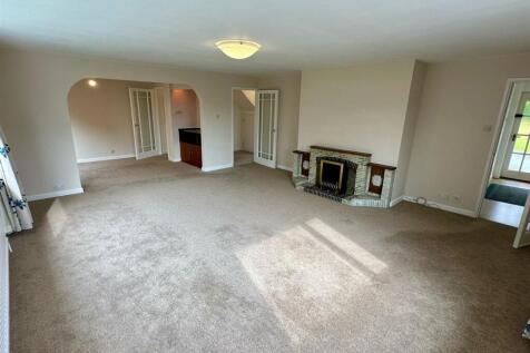 Living Room.jpg