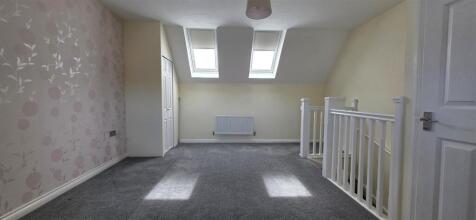 Bed 1.jpg