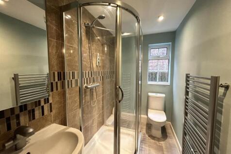 Bathroom.JPEG