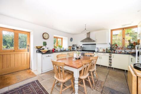 Kitchen / Breakfast Room